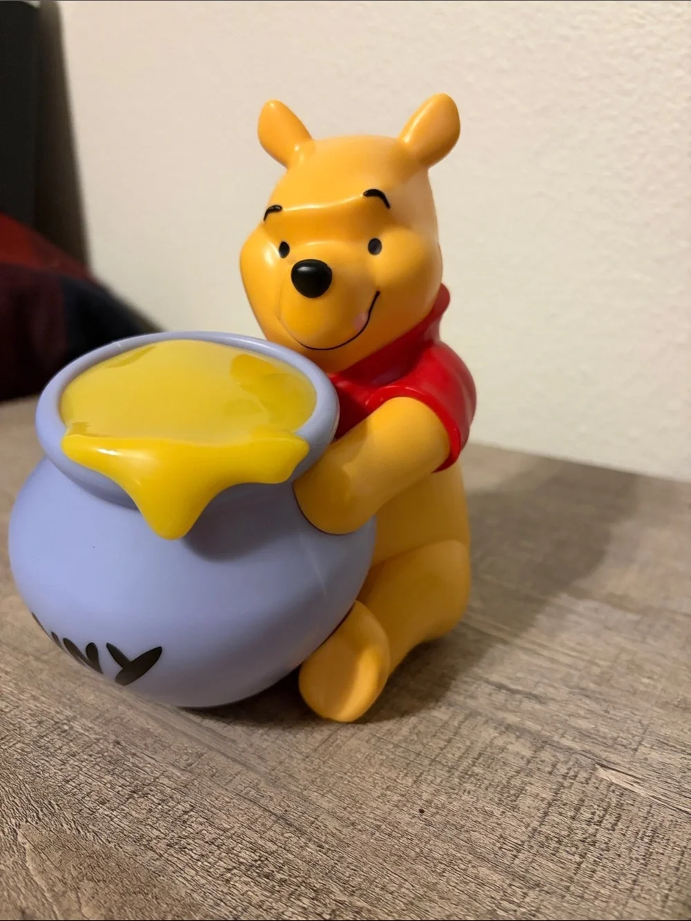 Yellow Winnie the Pooh Figure with glowing 'Hunny' Pot - Kids Toy
